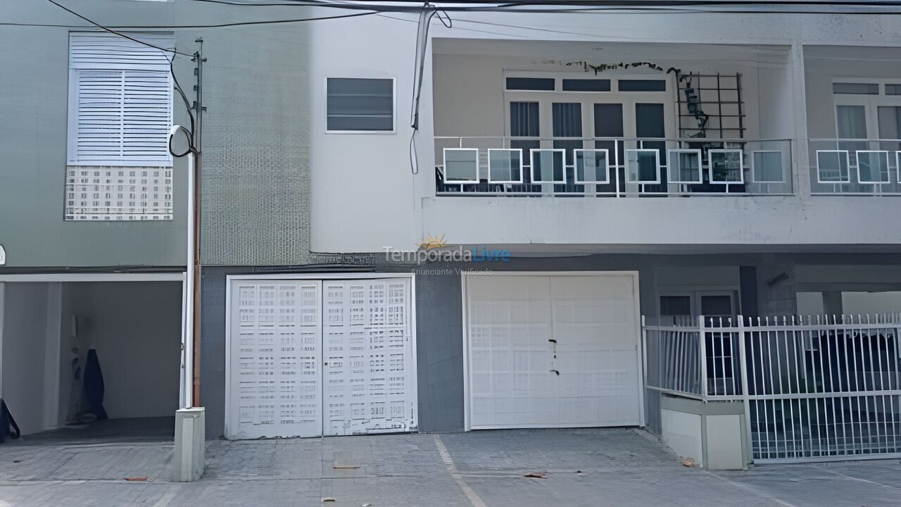 Apartamento para aluguel de temporada em Guarujá (A)