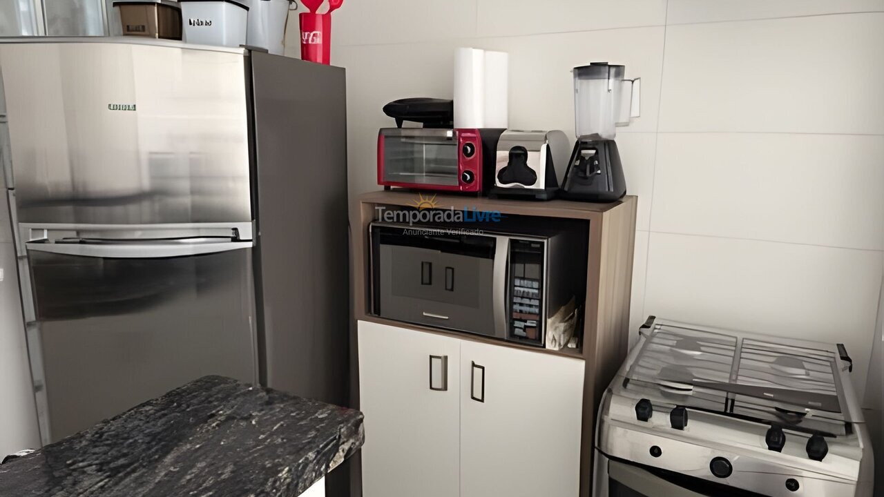 Apartamento para aluguel de temporada em Guarujá (A)