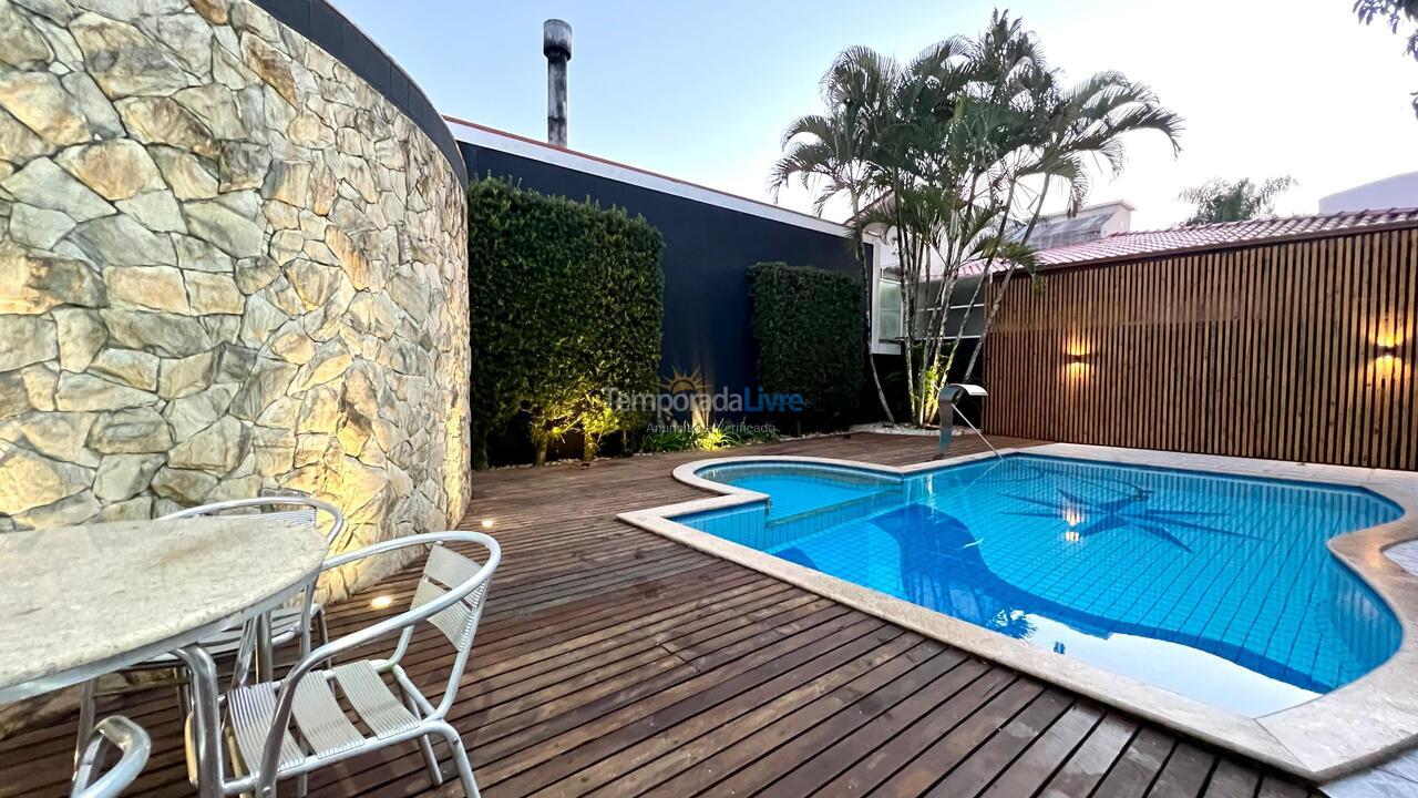 House for vacation rental in Florianopolis (Jurerê Internacional)