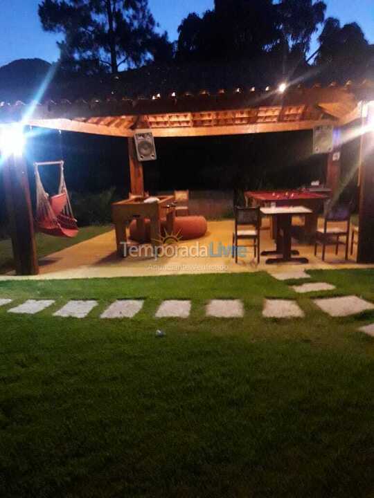 Casa para aluguel de temporada em Miguel Pereira (Vera Cruz)