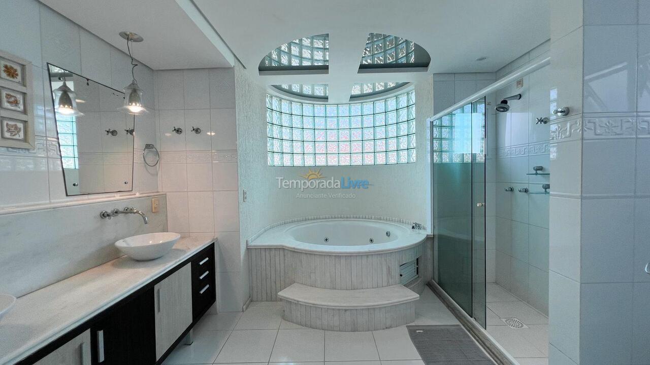 House for vacation rental in Florianopolis (Jurerê Internacional)