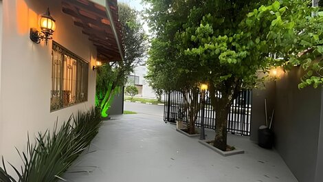 Maravilhosa Casa em Ubatuba - SP (4)