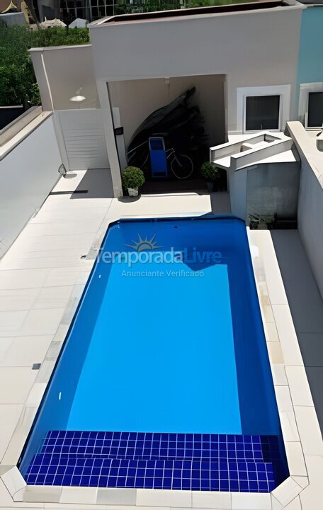 Casa para aluguel de temporada em Bertioga (Condominio Morada da Praia)