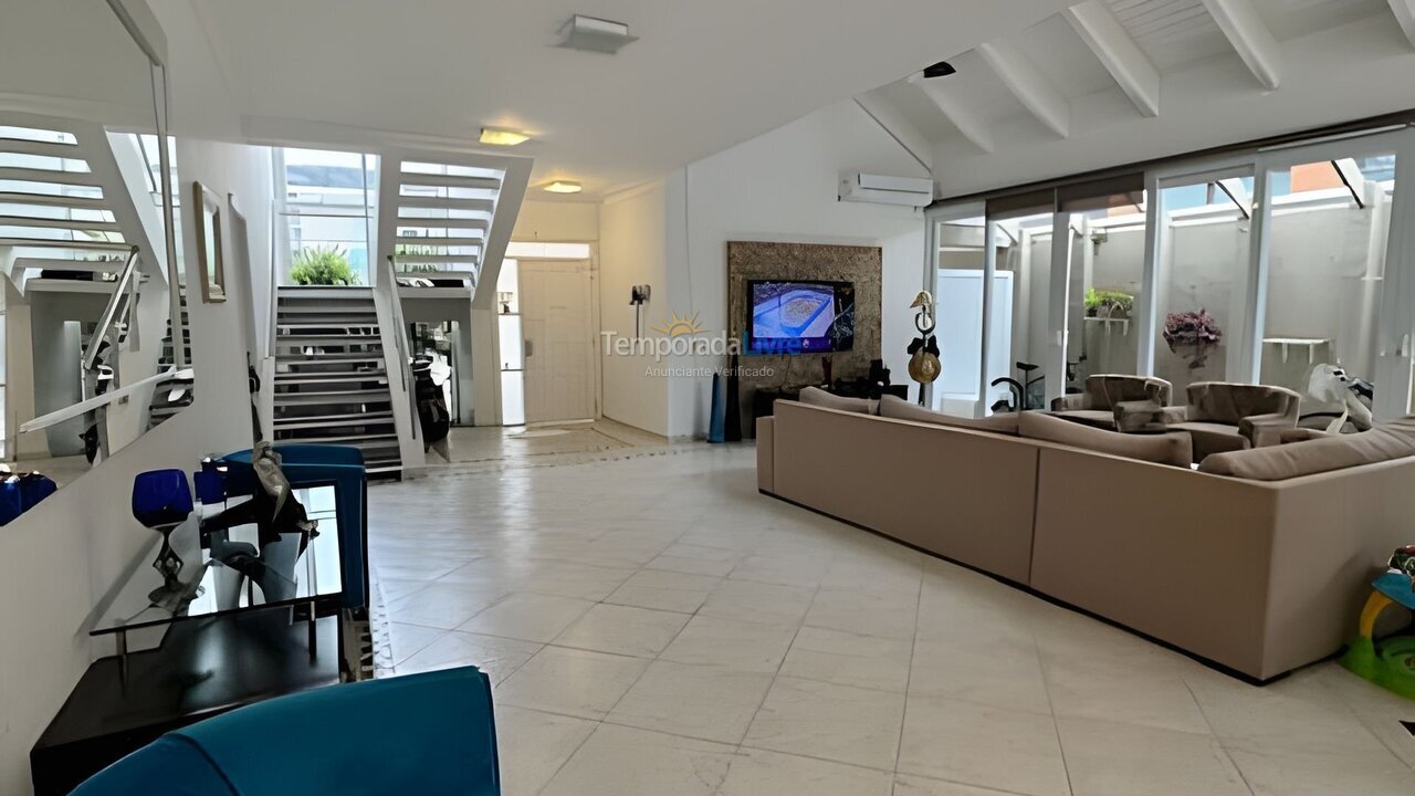 House for vacation rental in Bertioga (Praia de São Lourenço)