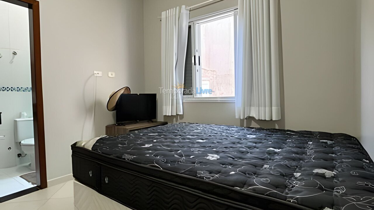 Casa para alquiler de vacaciones em Bertioga (Indaiá)