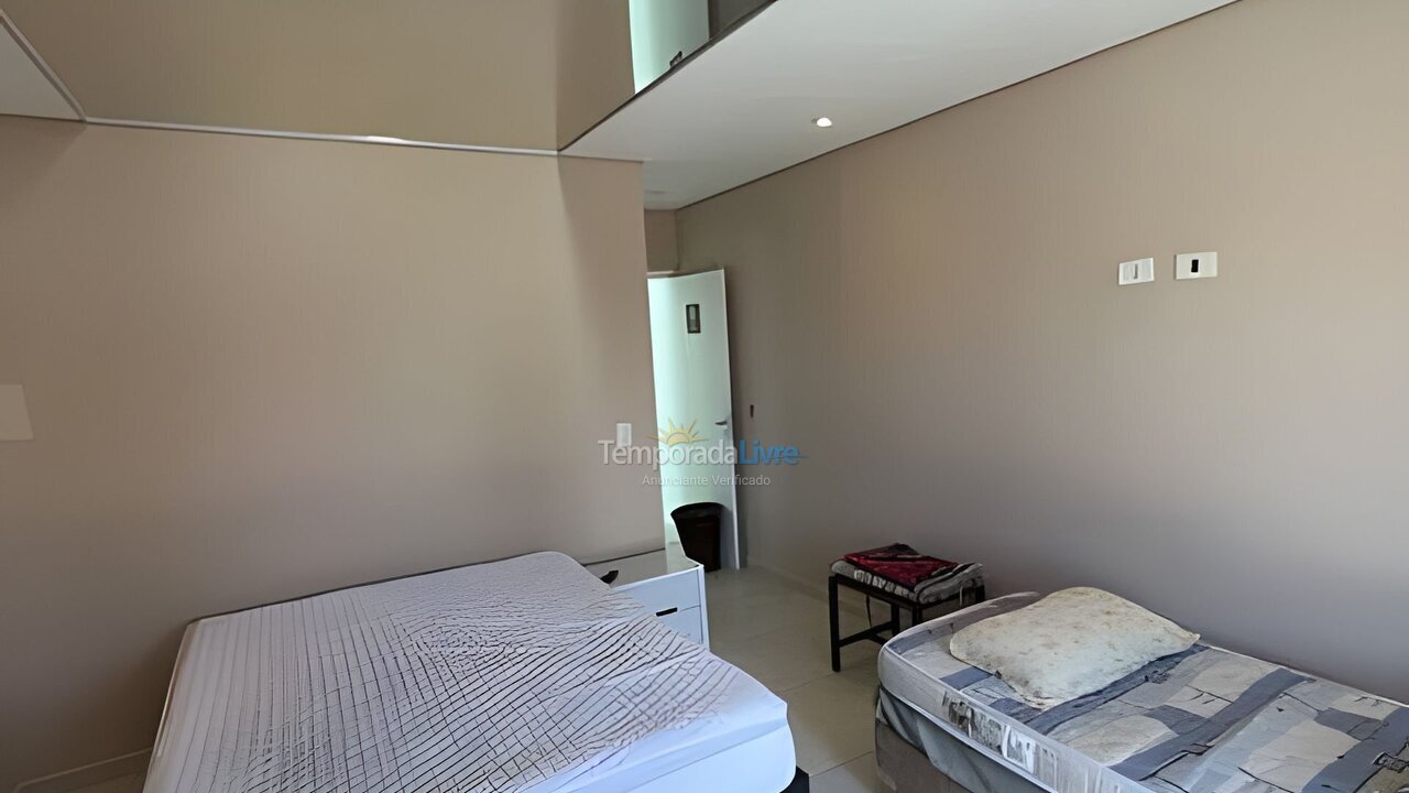 Casa para aluguel de temporada em Bertioga (Condominio Morada da Praia)