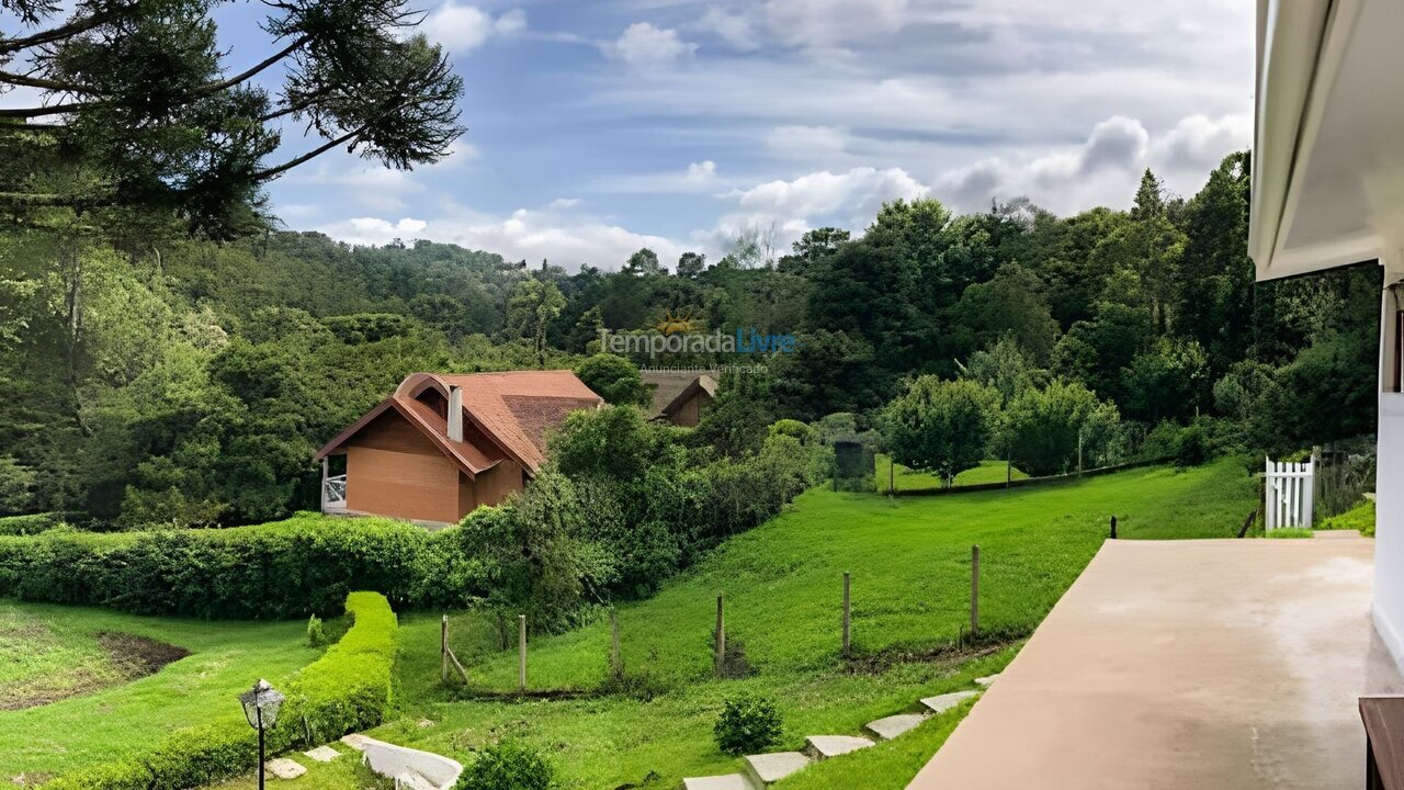 Casa para alquiler de vacaciones em Campos do Jordão (Jardim do Pai)