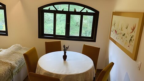 Hermosa residencia en Campos do Jordão - SP