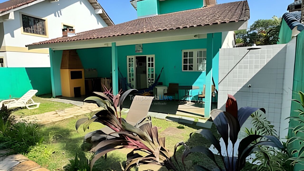 House for vacation rental in Bertioga (Praia de São Lourenço)