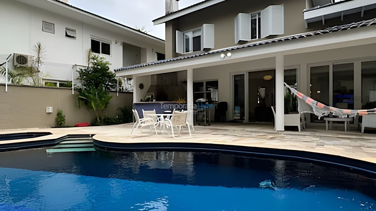 House for vacation rental in Bertioga (Praia de São Lourenço)