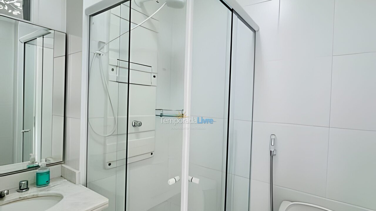 Apartamento para aluguel de temporada em Bertioga (Praia de São Lourenço)