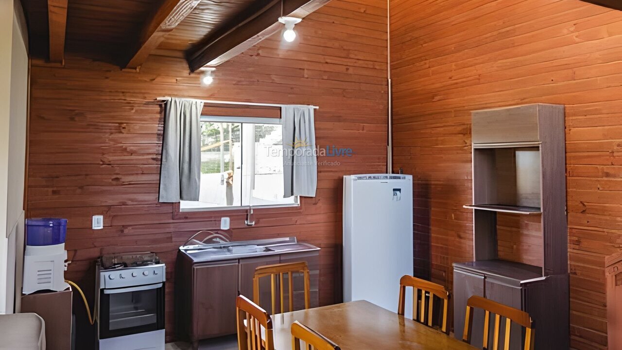 Casa para aluguel de temporada em Imbituba (Praia de Ibiraquera)