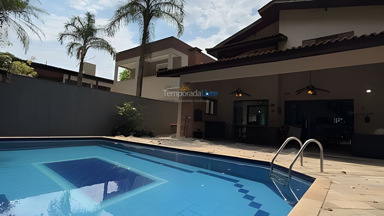 Casa para aluguel de temporada em Bertioga (Riviera de São Lourenço)