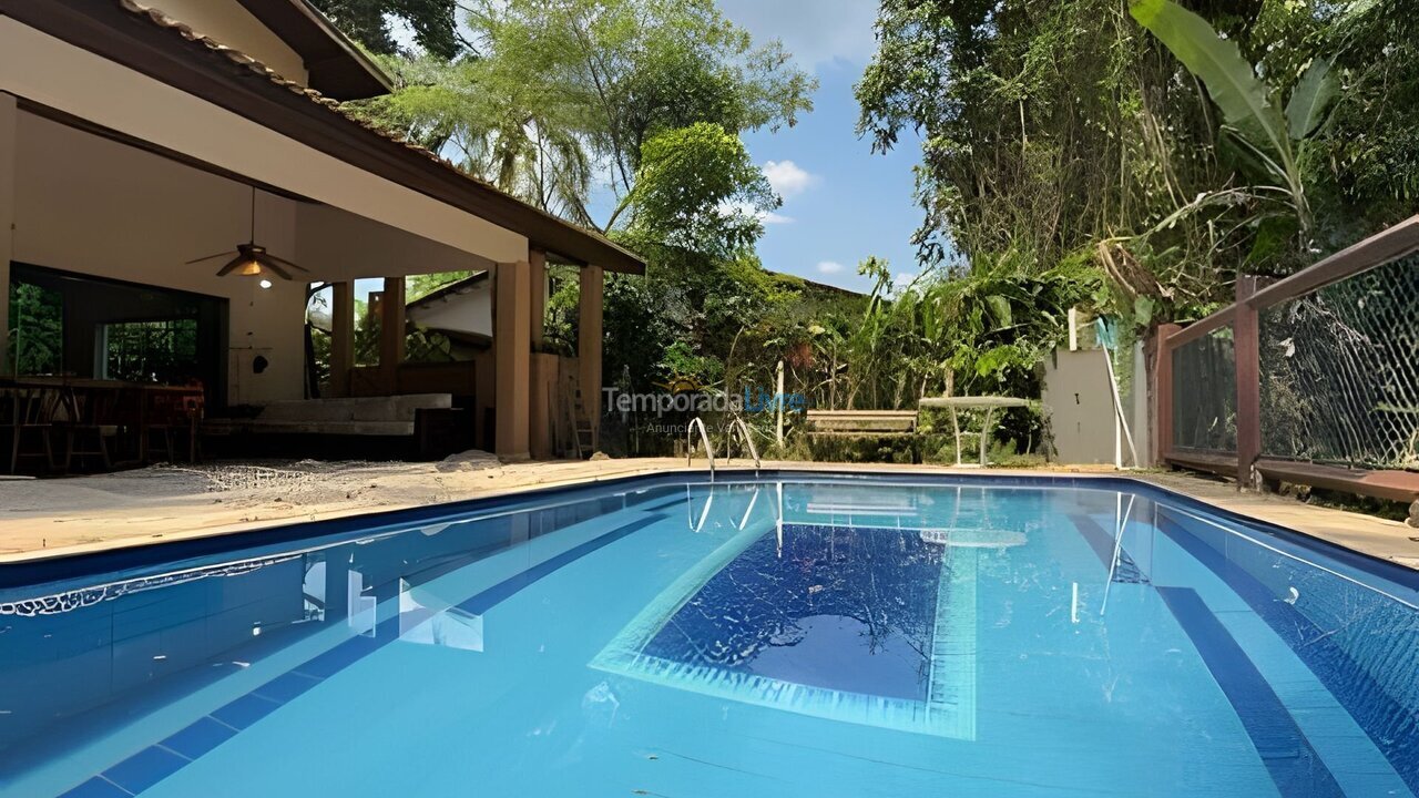 Casa para aluguel de temporada em Bertioga (Riviera de São Lourenço)