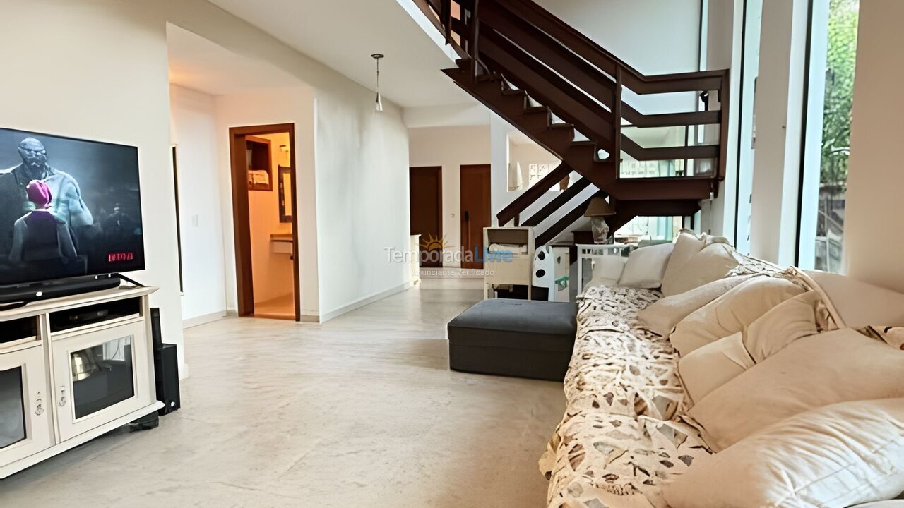 Casa para aluguel de temporada em Bertioga (Riviera de São Lourenço)