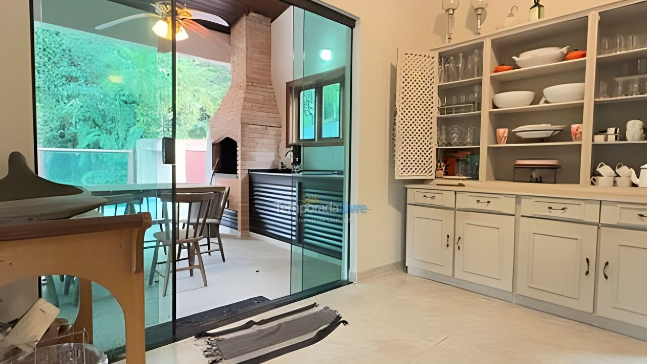 Casa para aluguel de temporada em Bertioga (Riviera de São Lourenço)