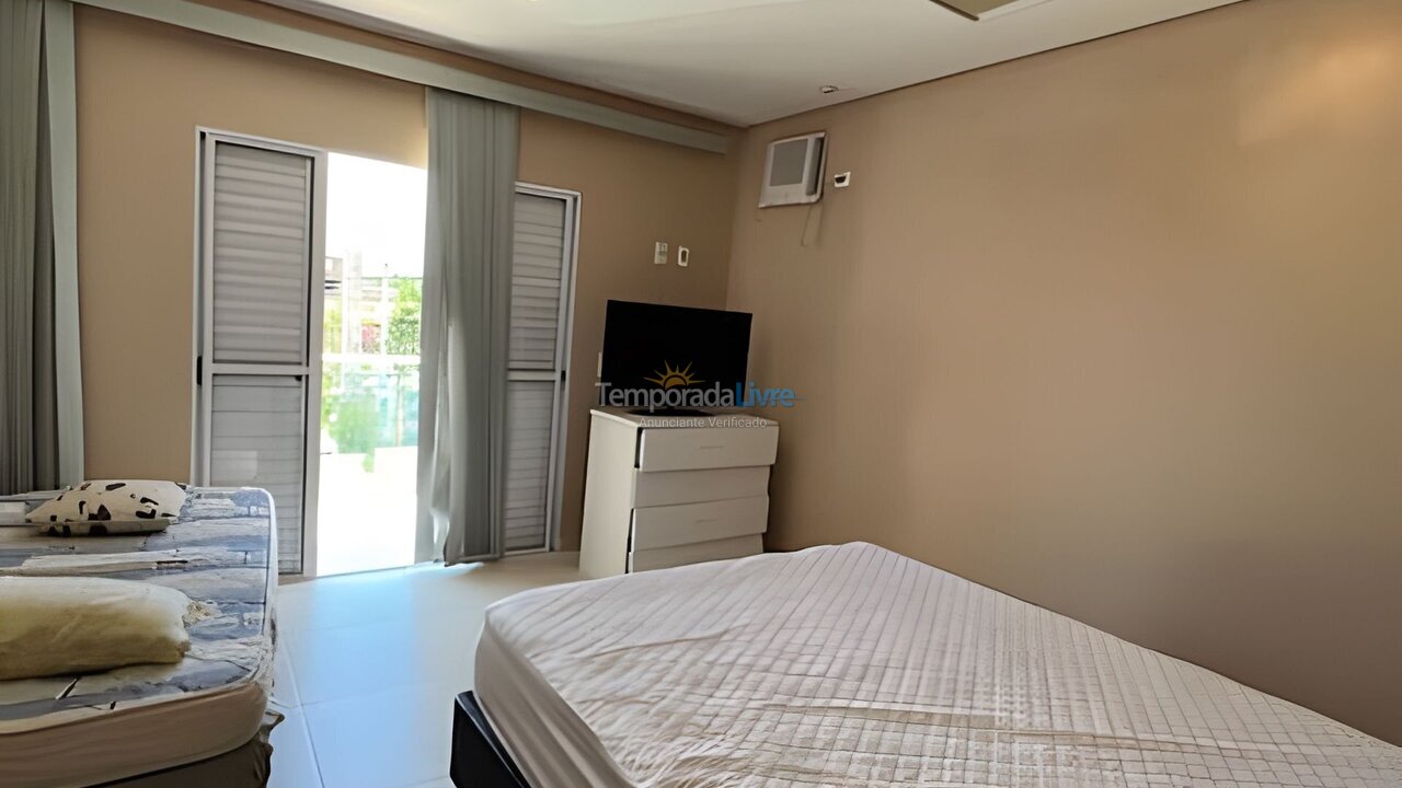 Casa para aluguel de temporada em Bertioga (Condominio Morada da Praia)