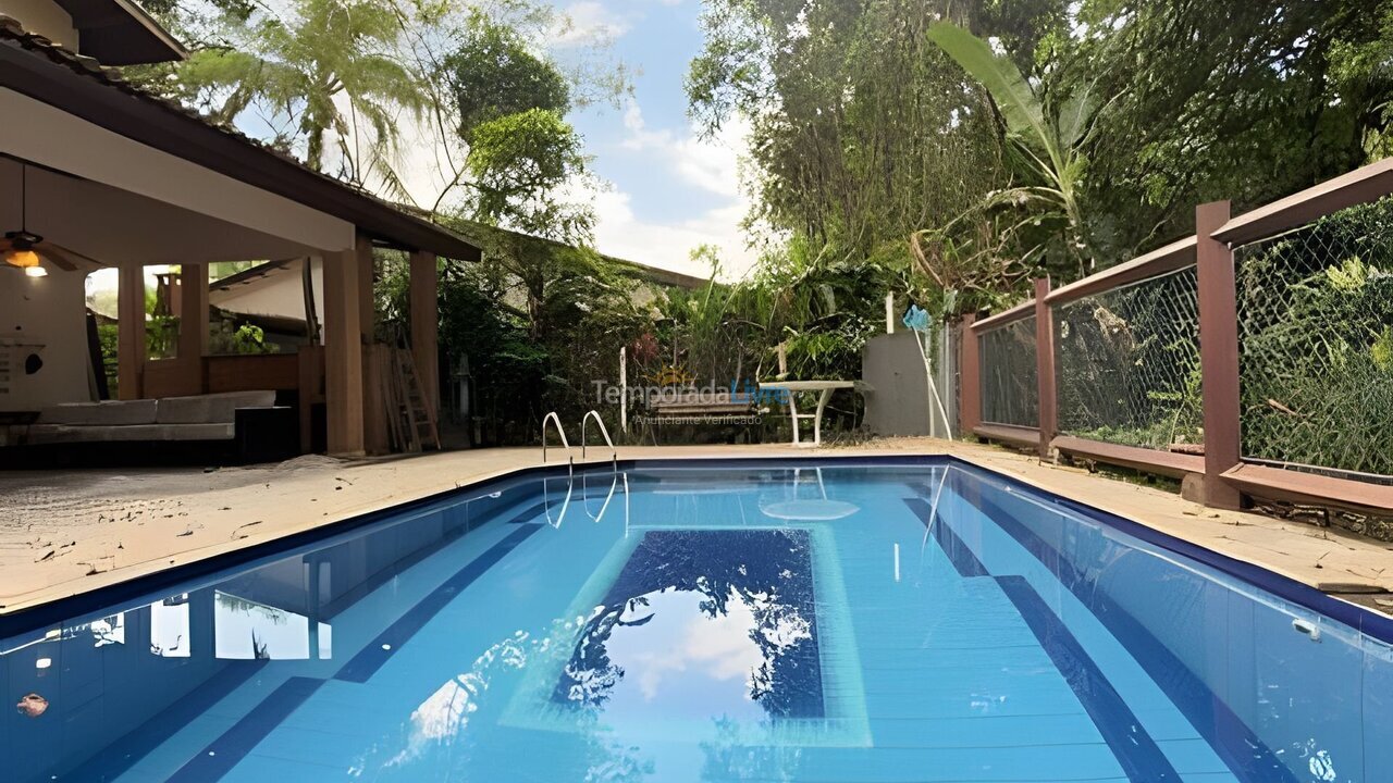 Casa para aluguel de temporada em Bertioga (Riviera de São Lourenço)