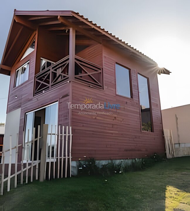 Casa para aluguel de temporada em Imbituba (Praia de Ibiraquera)