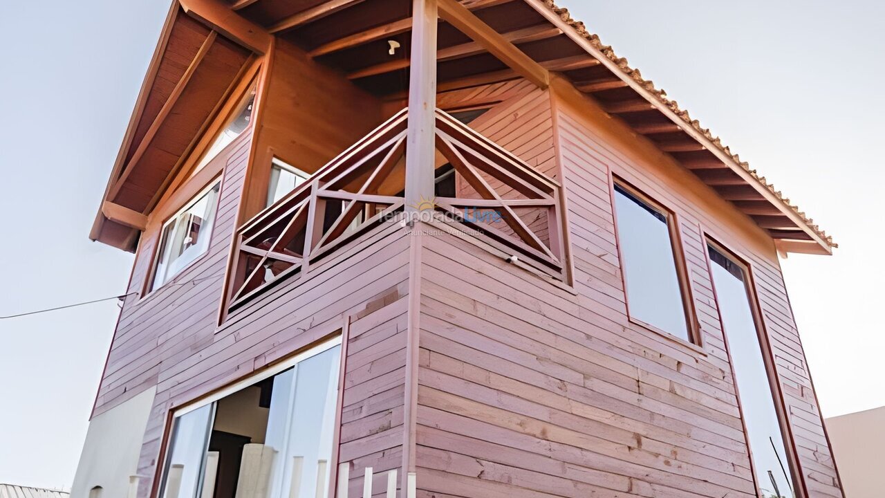 Casa para aluguel de temporada em Imbituba (Praia de Ibiraquera)