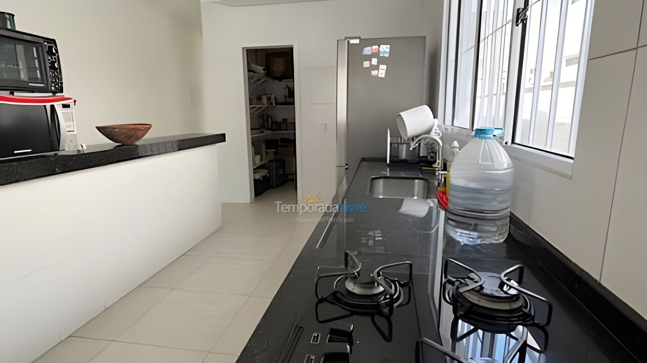 Casa para aluguel de temporada em Bertioga (Condominio Morada da Praia)
