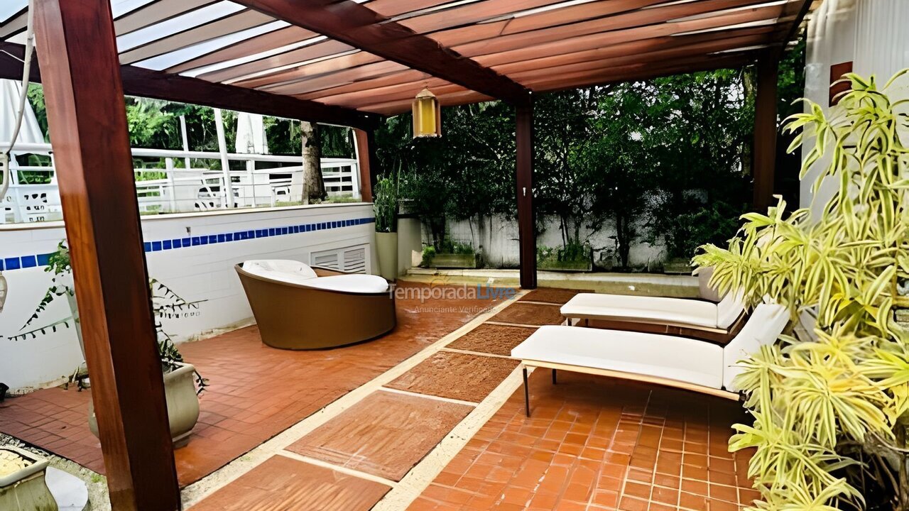 Apartment for vacation rental in Bertioga (Praia de São Lourenço)