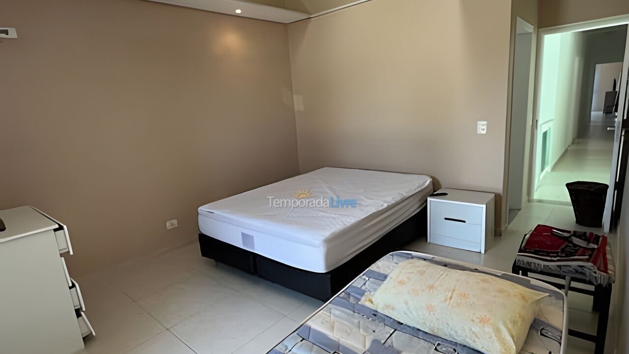 Casa para aluguel de temporada em Bertioga (Condominio Morada da Praia)