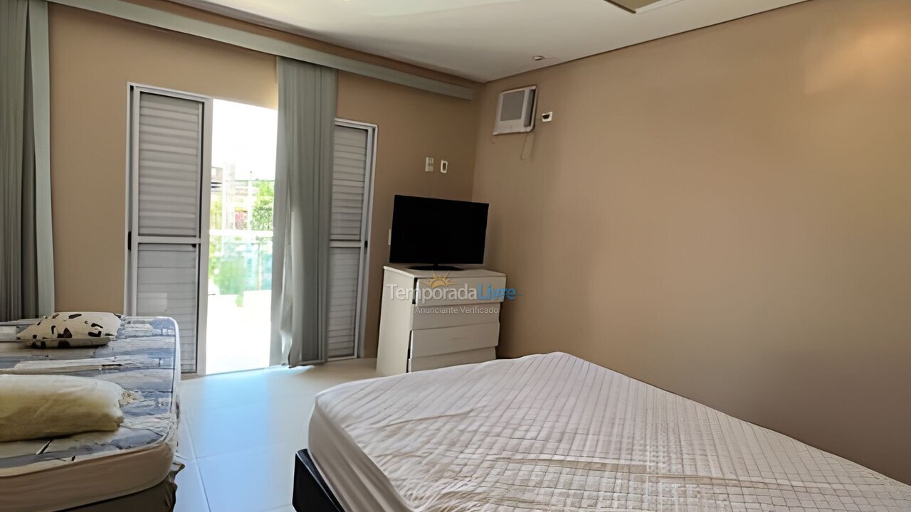 Casa para aluguel de temporada em Bertioga (Condominio Morada da Praia)