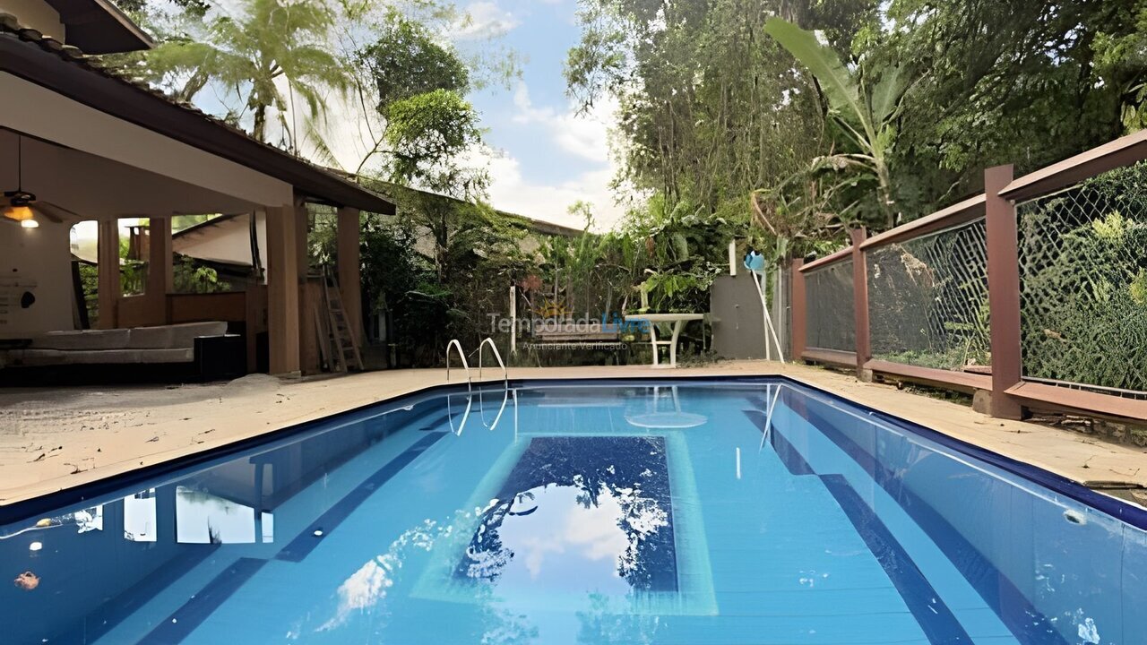 Casa para aluguel de temporada em Bertioga (Riviera de São Lourenço)