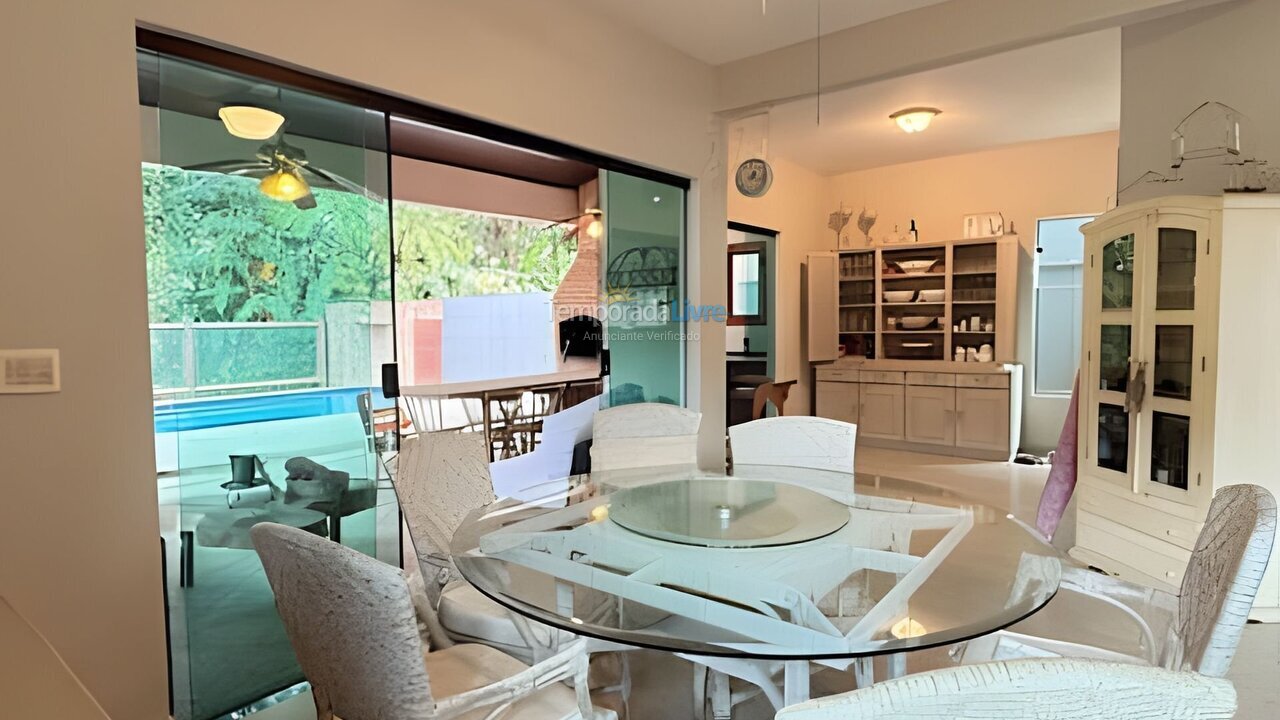 Casa para aluguel de temporada em Bertioga (Riviera de São Lourenço)