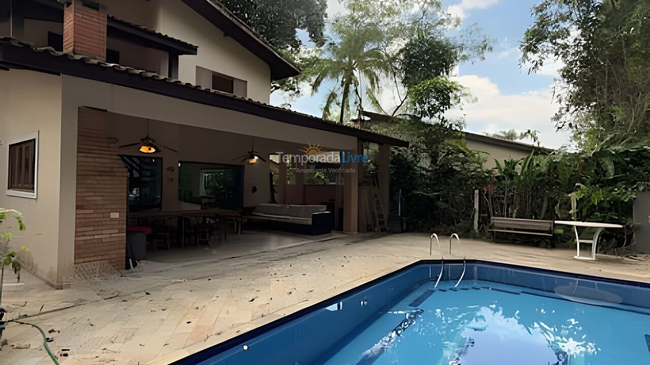 Casa para aluguel de temporada em Bertioga (Riviera de São Lourenço)