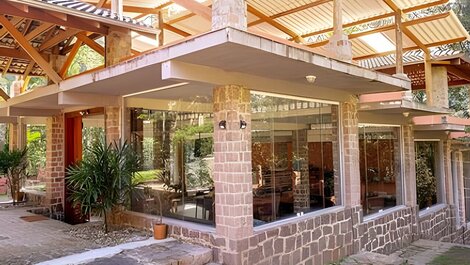 Espectacular casa en Ubatuba - SP (1)