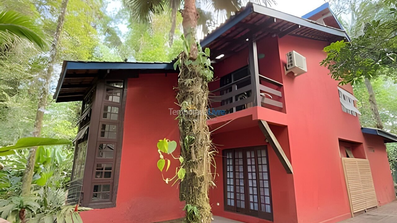 House for vacation rental in São Sebastião (Camburi)