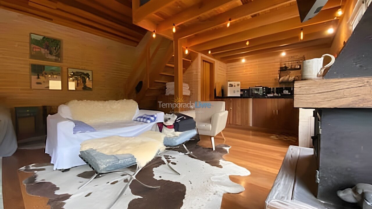 Casa para aluguel de temporada em Gonçalves (São Sebastião)