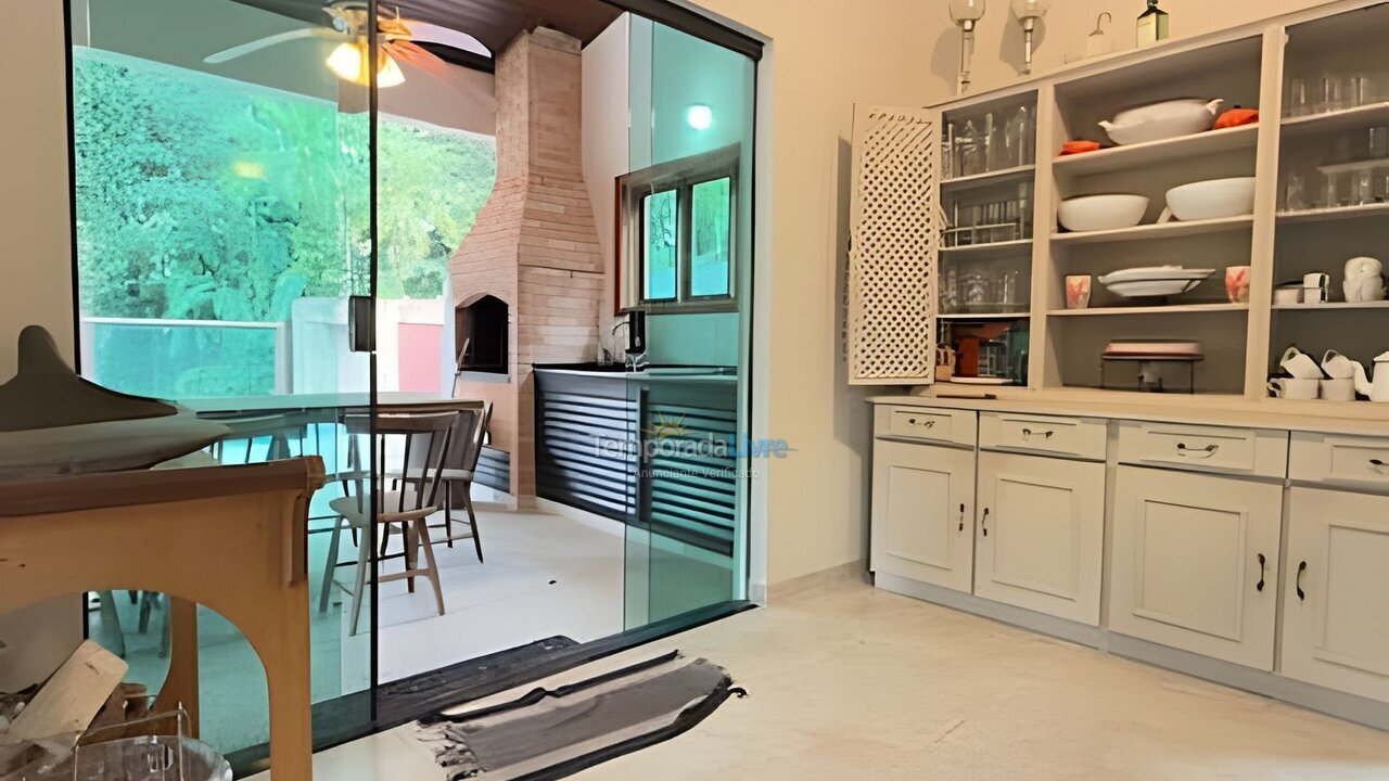 Casa para aluguel de temporada em Bertioga (Riviera de São Lourenço)