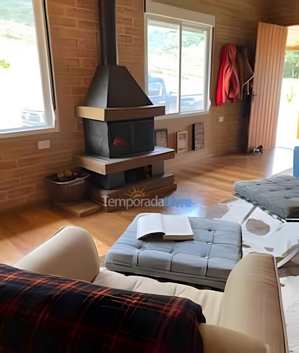 Casa para aluguel de temporada em Gonçalves (São Sebastião)