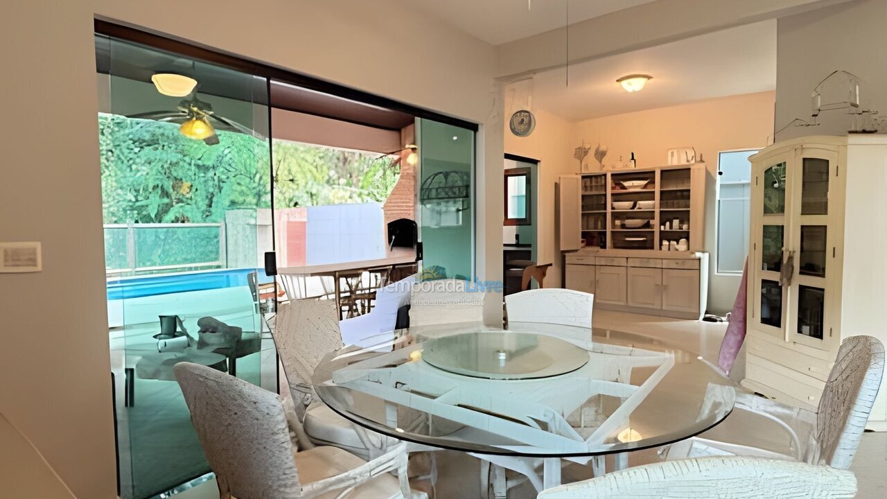 Casa para aluguel de temporada em Bertioga (Riviera de São Lourenço)