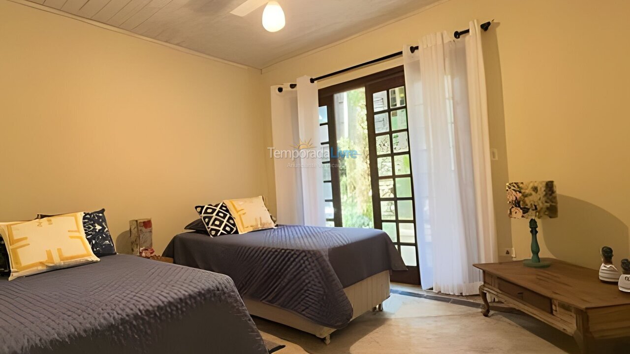 House for vacation rental in São Sebastião (Camburi)