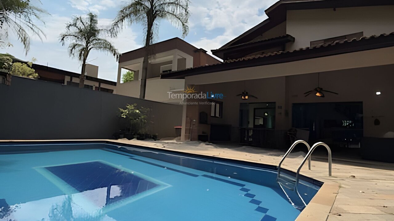 Casa para aluguel de temporada em Bertioga (Riviera de São Lourenço)