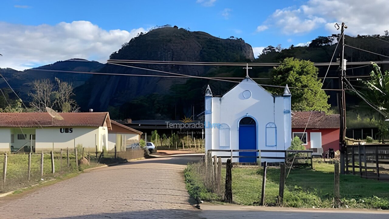 Casa para aluguel de temporada em Gonçalves (São Sebastião)