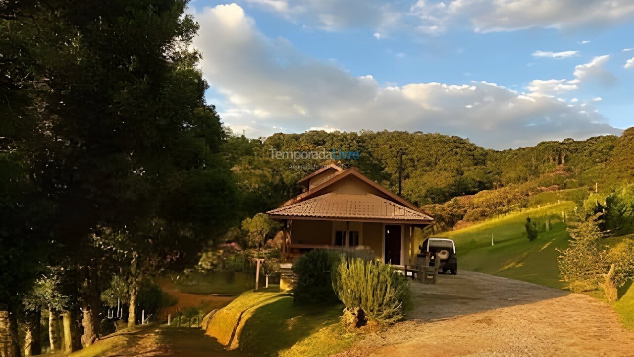 Casa para aluguel de temporada em Gonçalves (São Sebastião)