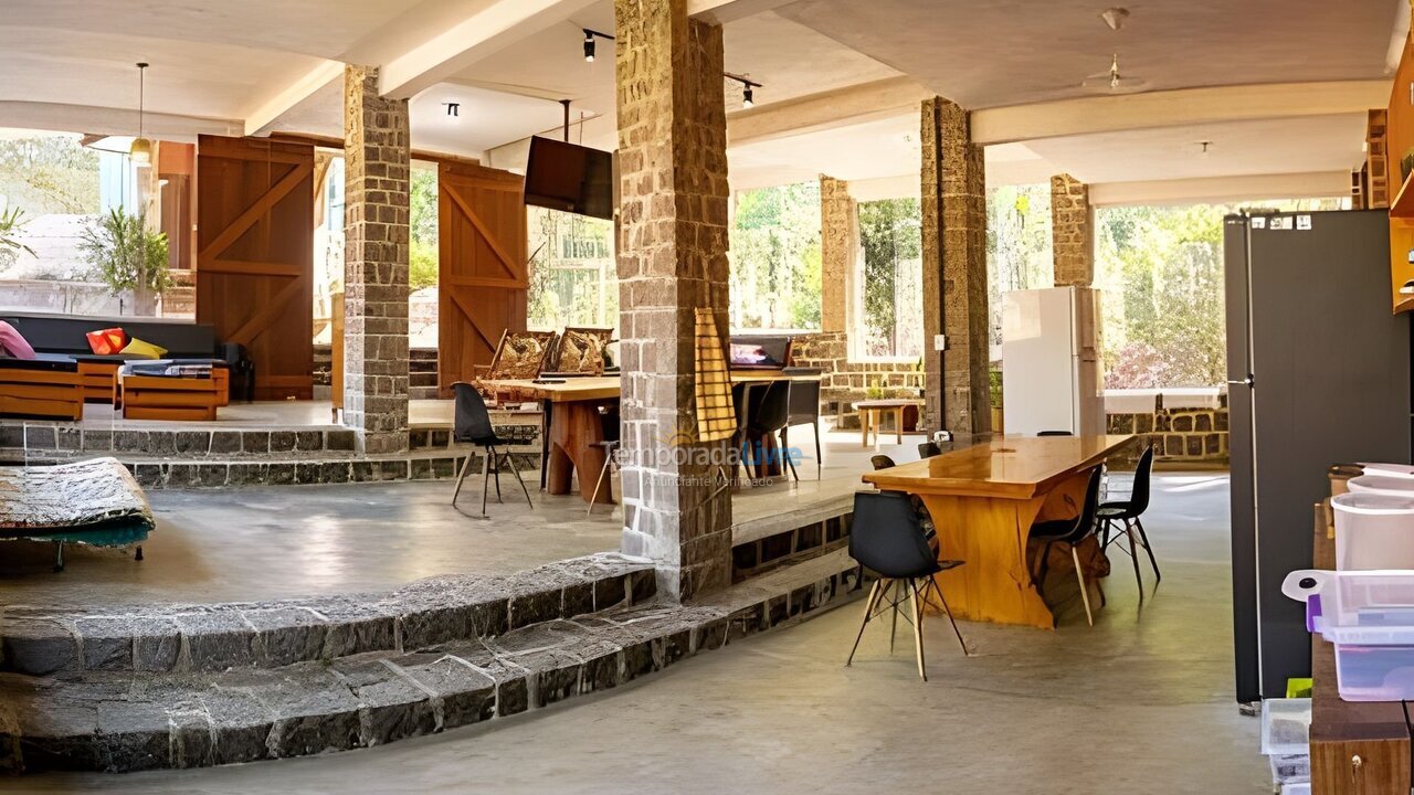 Casa para alquiler de vacaciones em Ubatuba (Corcovado)