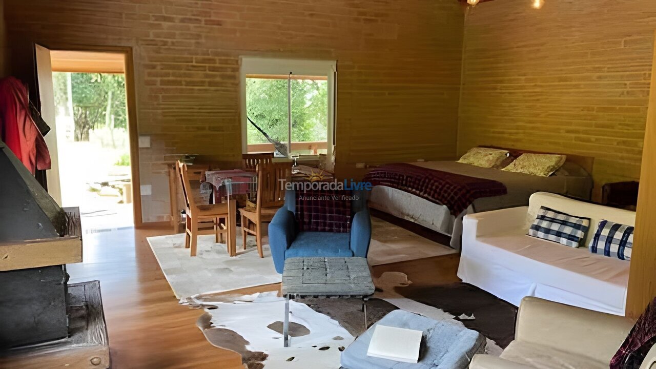 Casa para aluguel de temporada em Gonçalves (São Sebastião)