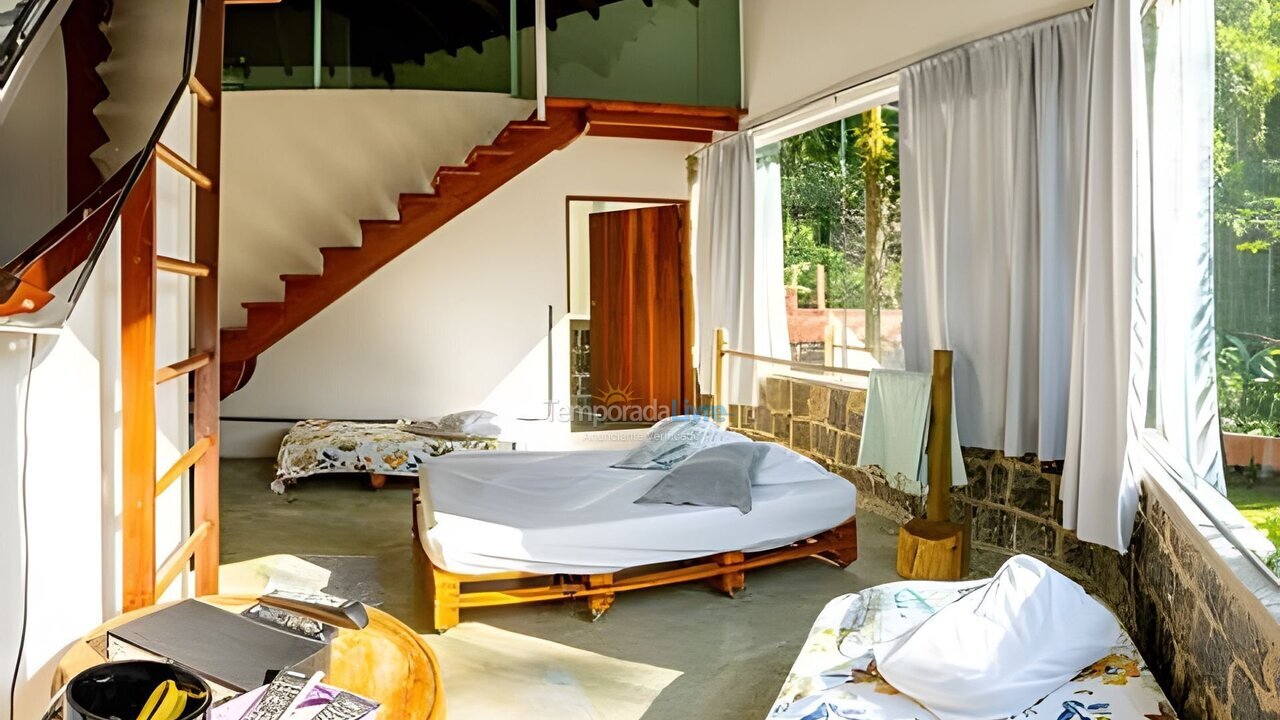Casa para alquiler de vacaciones em Ubatuba (Corcovado)