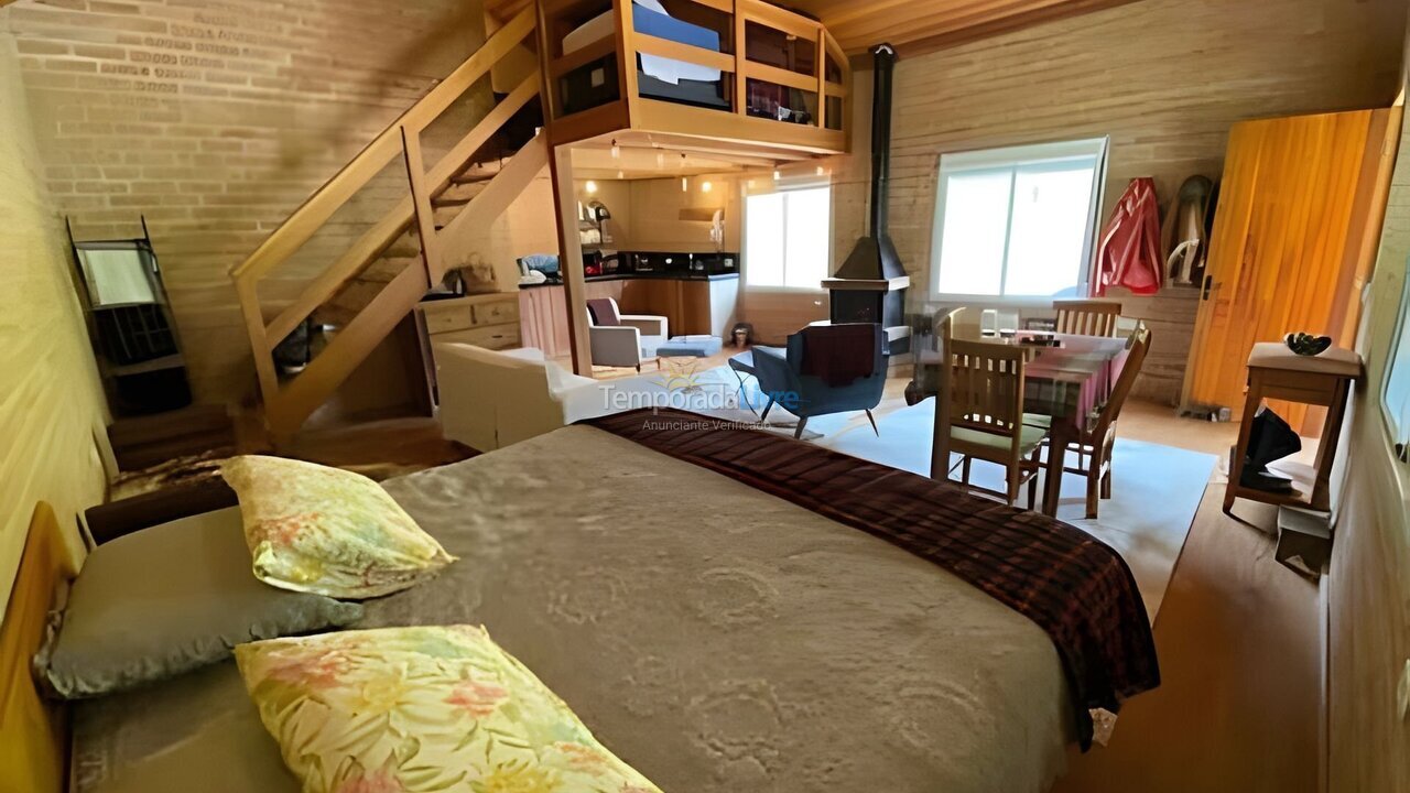 Casa para aluguel de temporada em Gonçalves (São Sebastião)