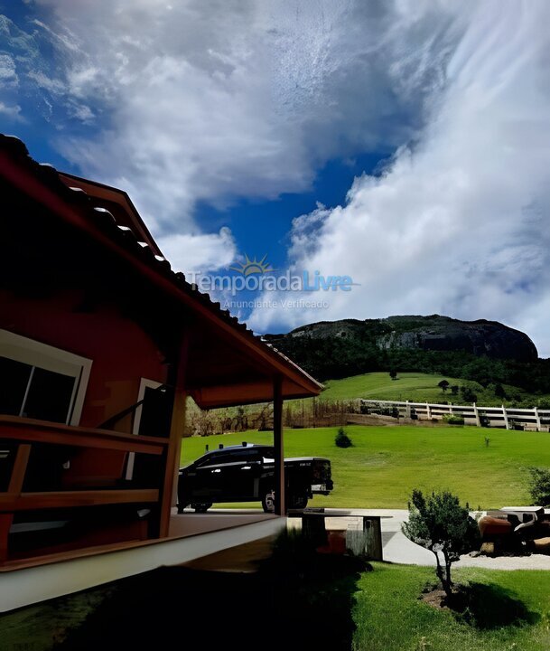 Casa para aluguel de temporada em Gonçalves (São Sebastião)