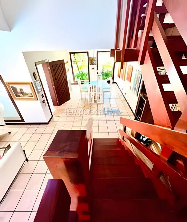 Casa para aluguel de temporada em Guarujá (Jardim Acapulco)
