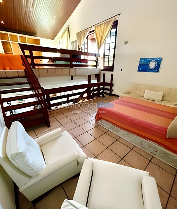 Casa para aluguel de temporada em Guarujá (Jardim Acapulco)