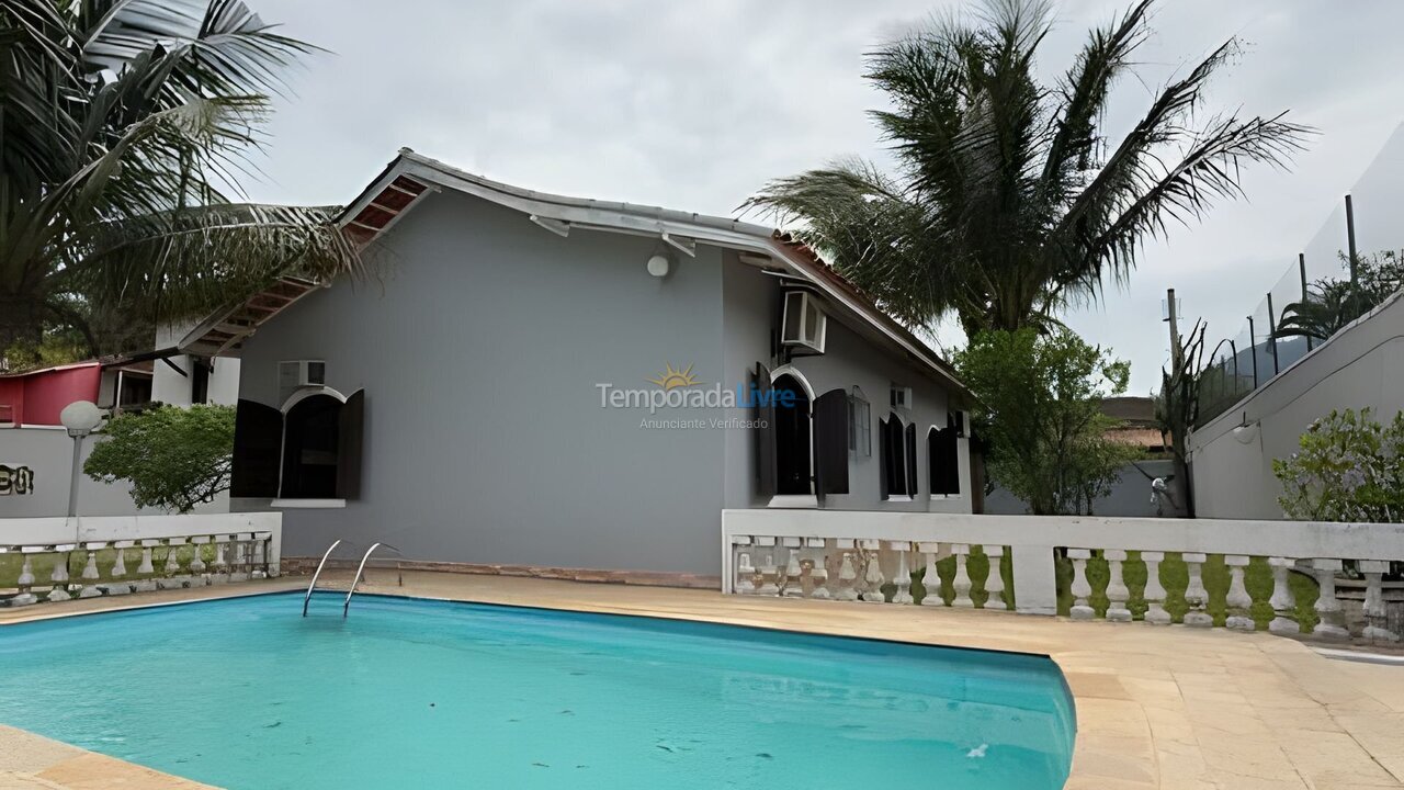 Casa para aluguel de temporada em São Sebastião (Maresias)
