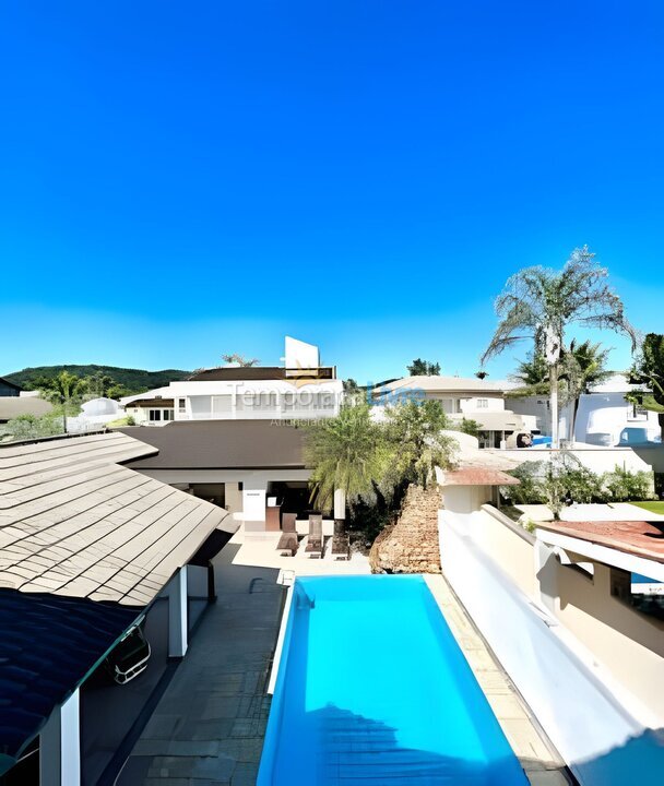 Casa para aluguel de temporada em Guarujá (Jardim Acapulco)